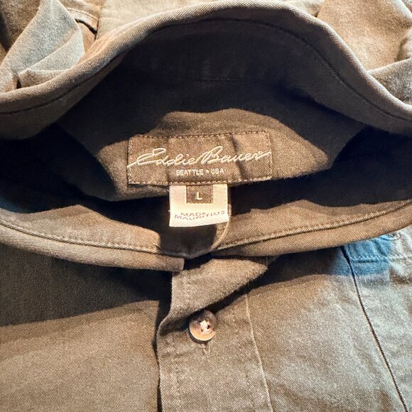 EDDIE BAUER MENS LONG SLEEVE GREEN BUTTON UP COLLARED SHIRT - Picture 2 of 7